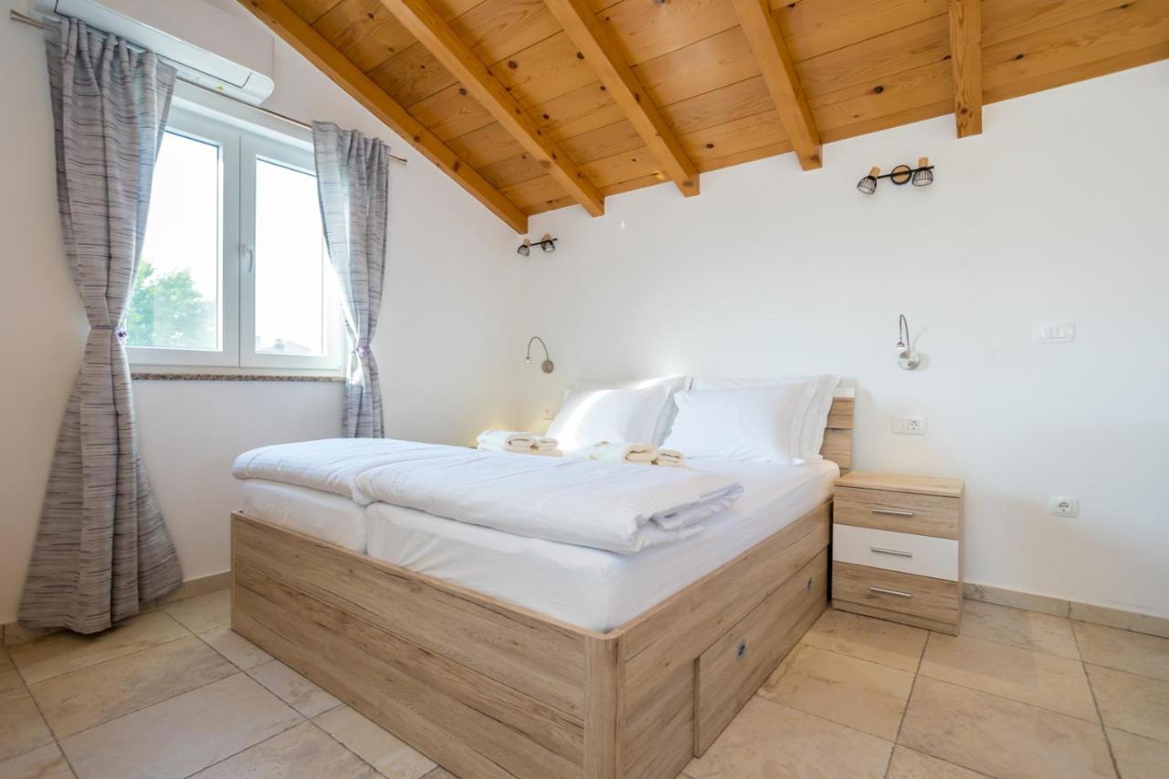 Holiday House Toici Nenadici  Zewnętrze zdjęcie